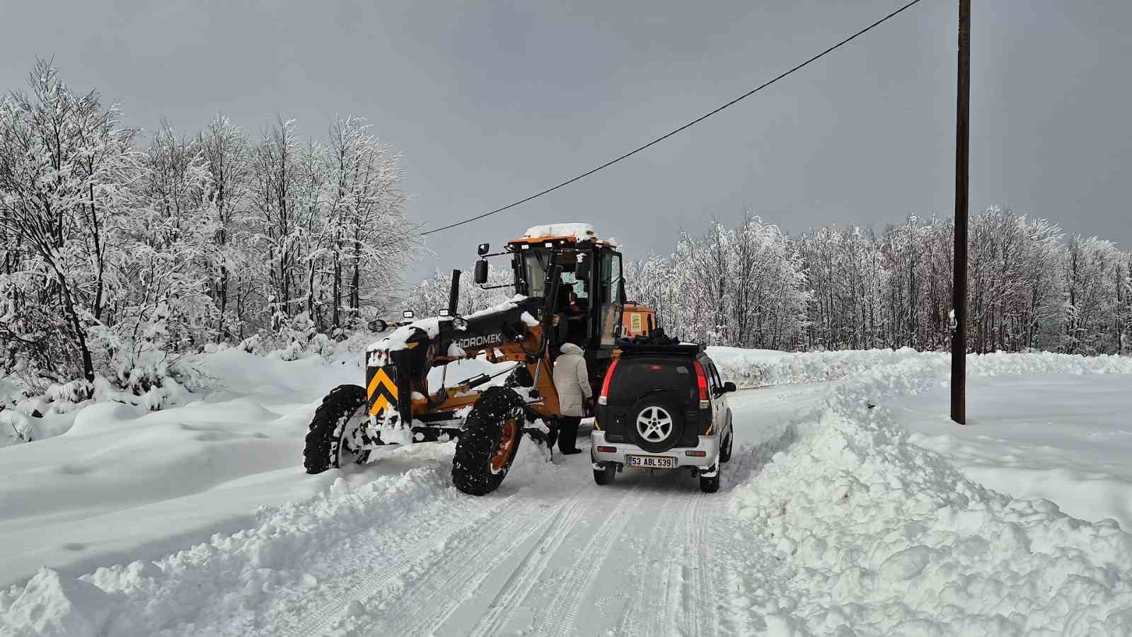 Handüzü Yaylası’nda Kar Manzarası Havadan Görüntülendi