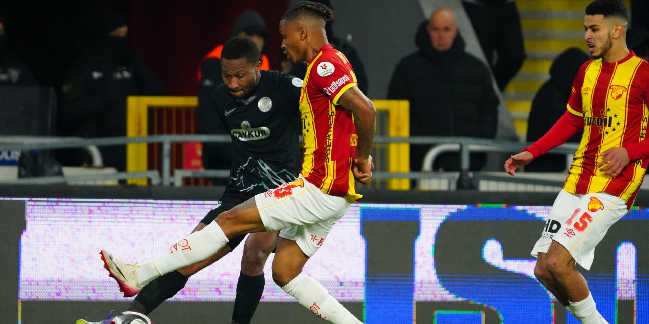 Rizespor Göztepe'ye mağlup oldu