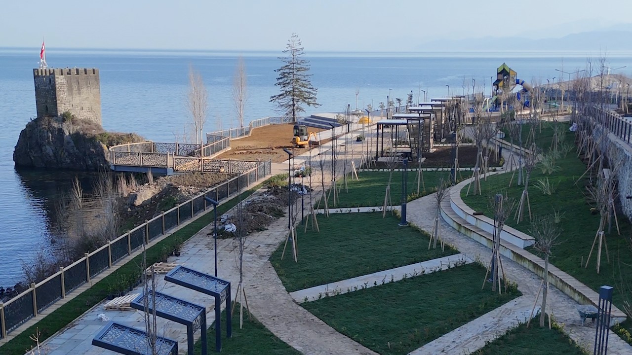 Altı Tünel, Üstü Park: Pazar’da Kız Kalesi Projesi Açılış İçin Gün Sayıyor