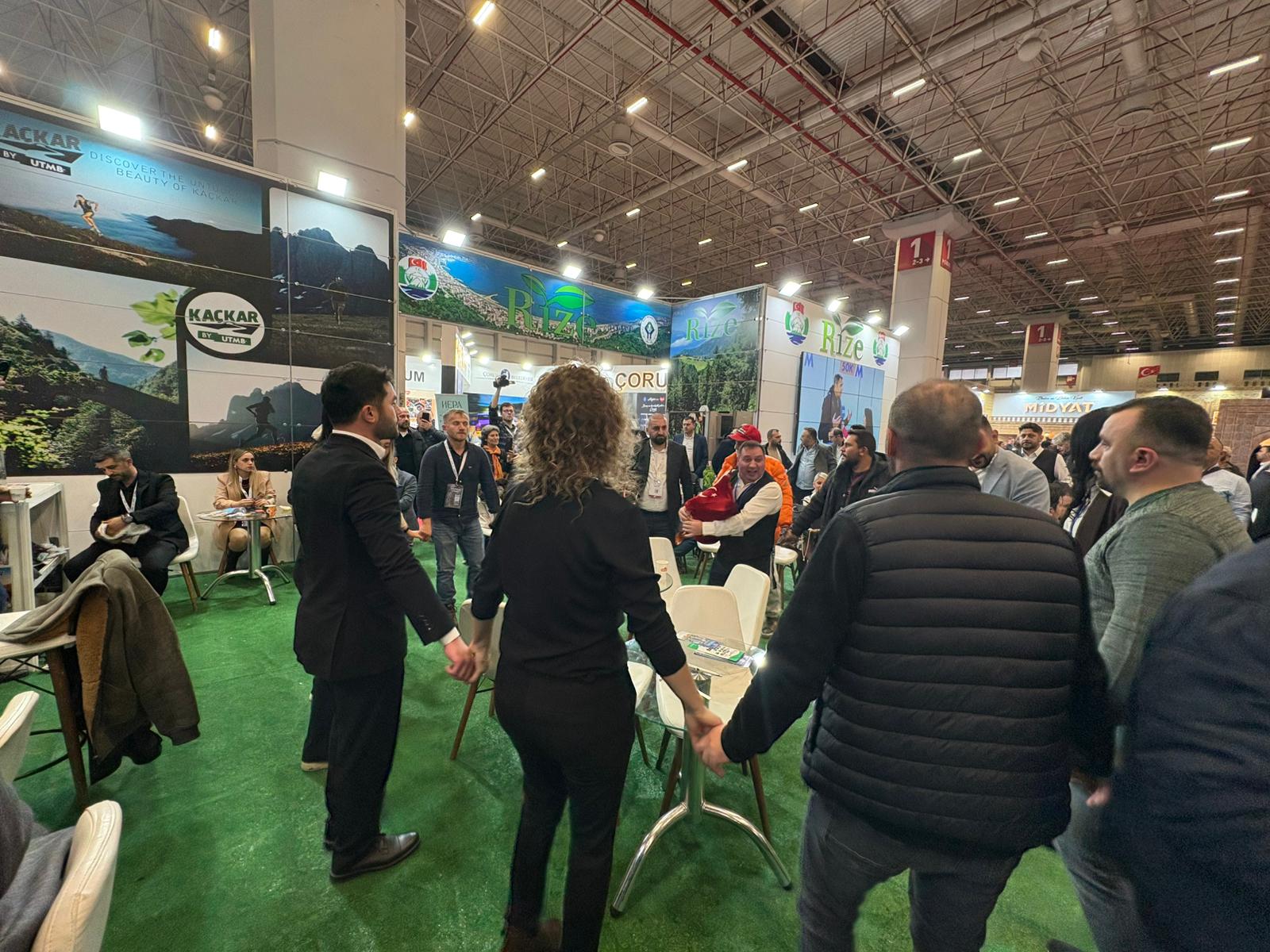 EMITT Turizm Fuarı Açıldı: Rize 120 Metrekarelik Stantla Tanıtılıyor