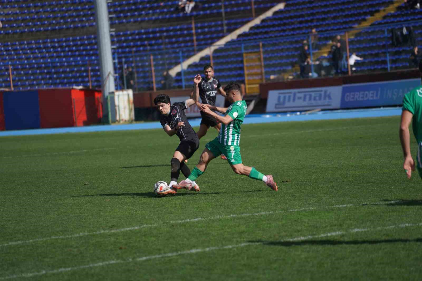 Tff 3. Lig: Zonguldakspor: 1 - Çayelispor: 2