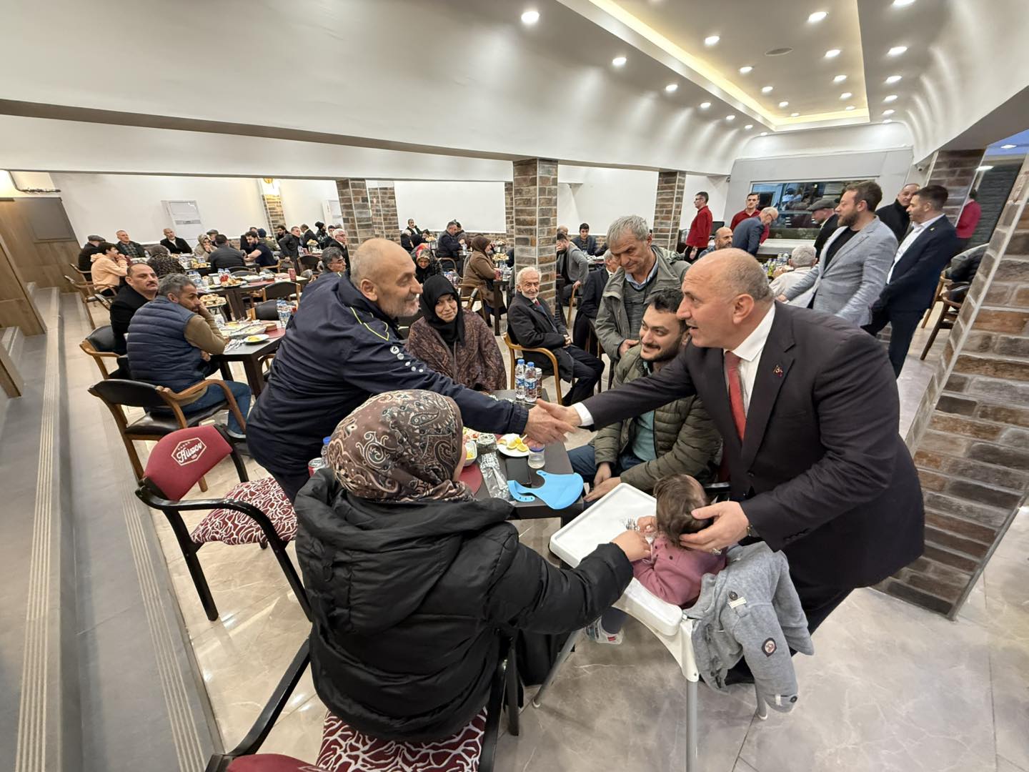 Çayeli Belediyesi’nden Şehit Aileleri ve Gaziler Onuruna İftar Programı