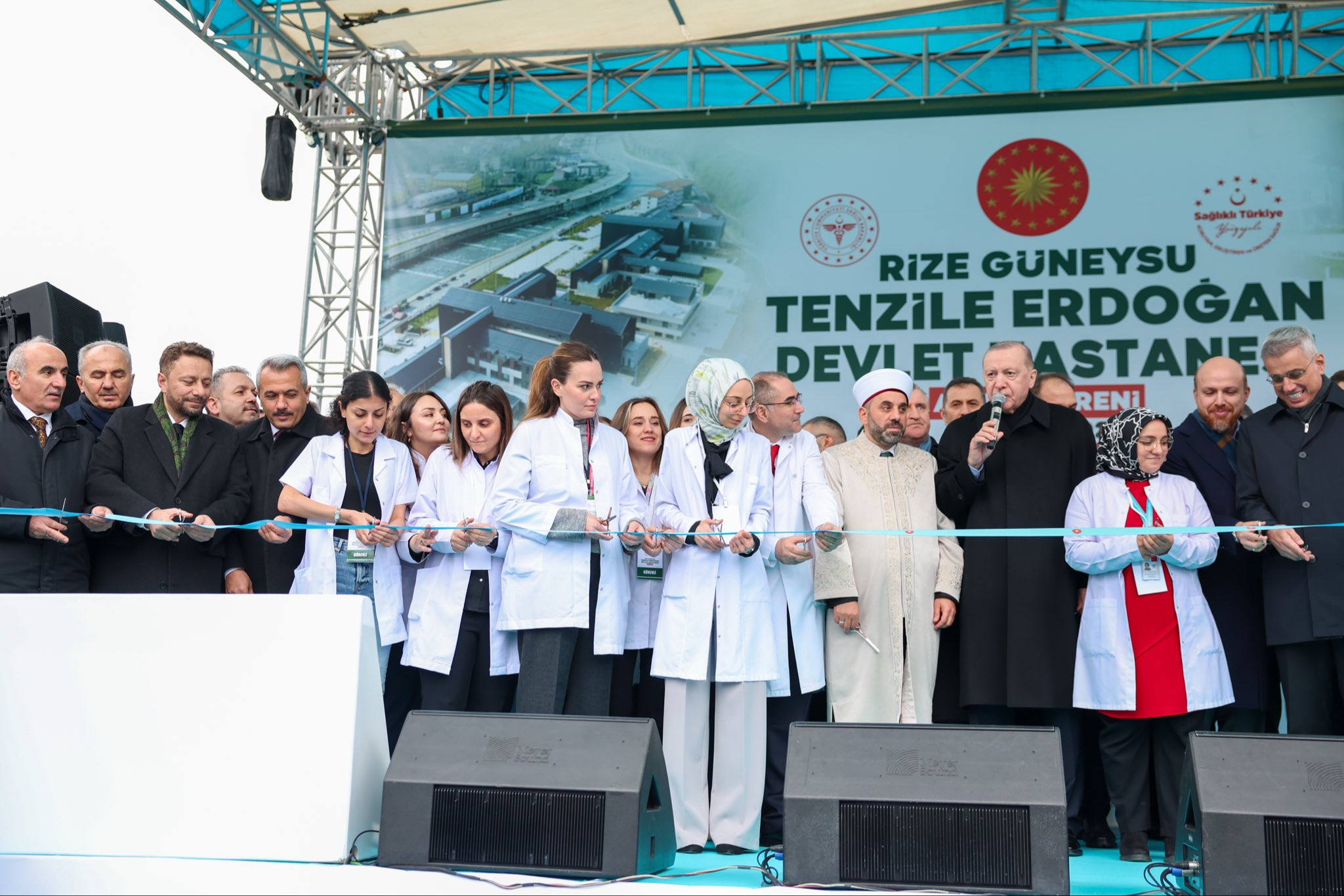 Erdoğan Annesinin ismini taşıyan hastane açılışını gerçekleştirdi