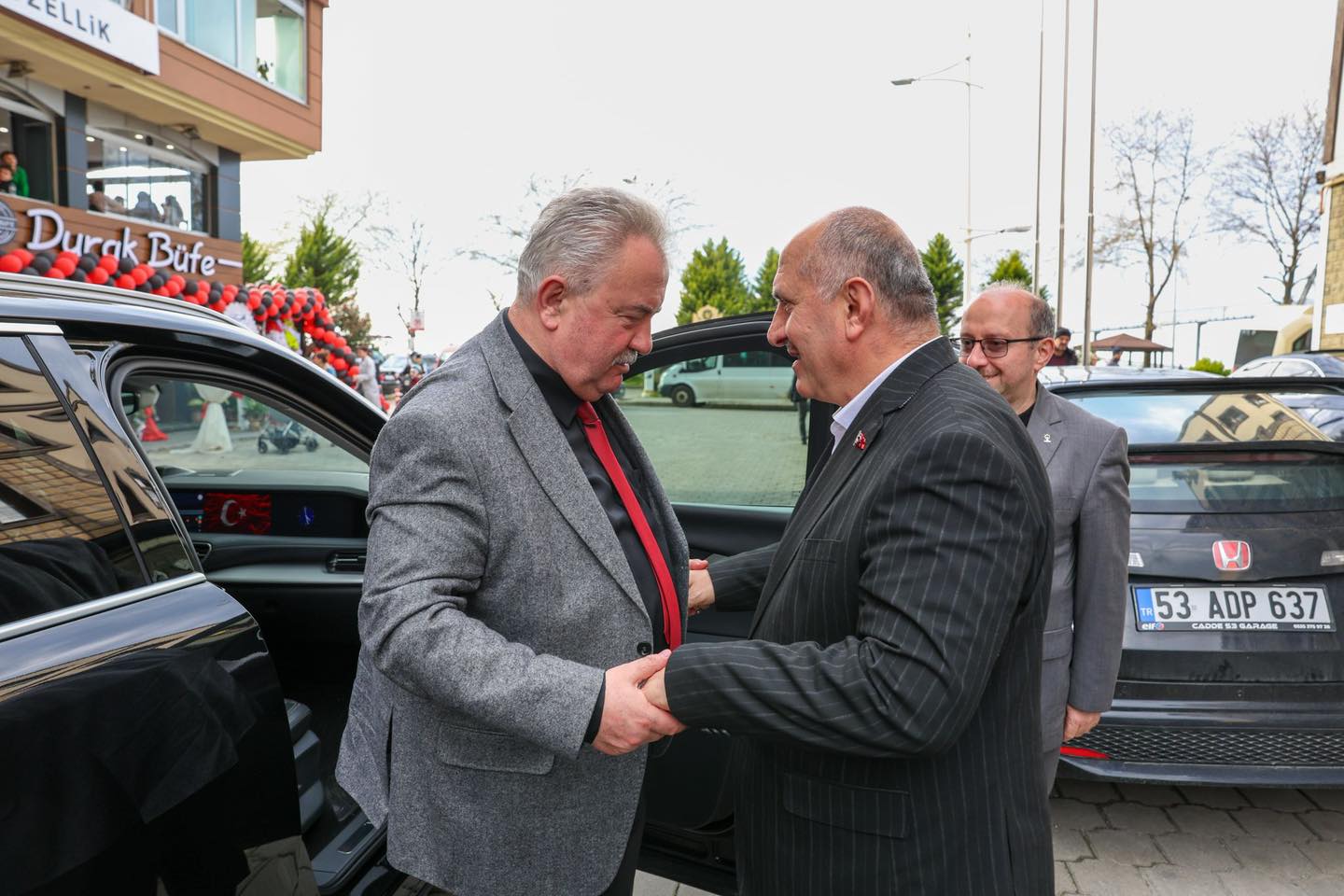 AK Parti Heyetinden Çayeli Belediyesi’ne Ziyaret: Projeler Masaya Yatırıldı