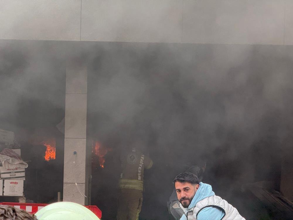 Rize’de İnşaatta Çıkan Yangın Korkuttu