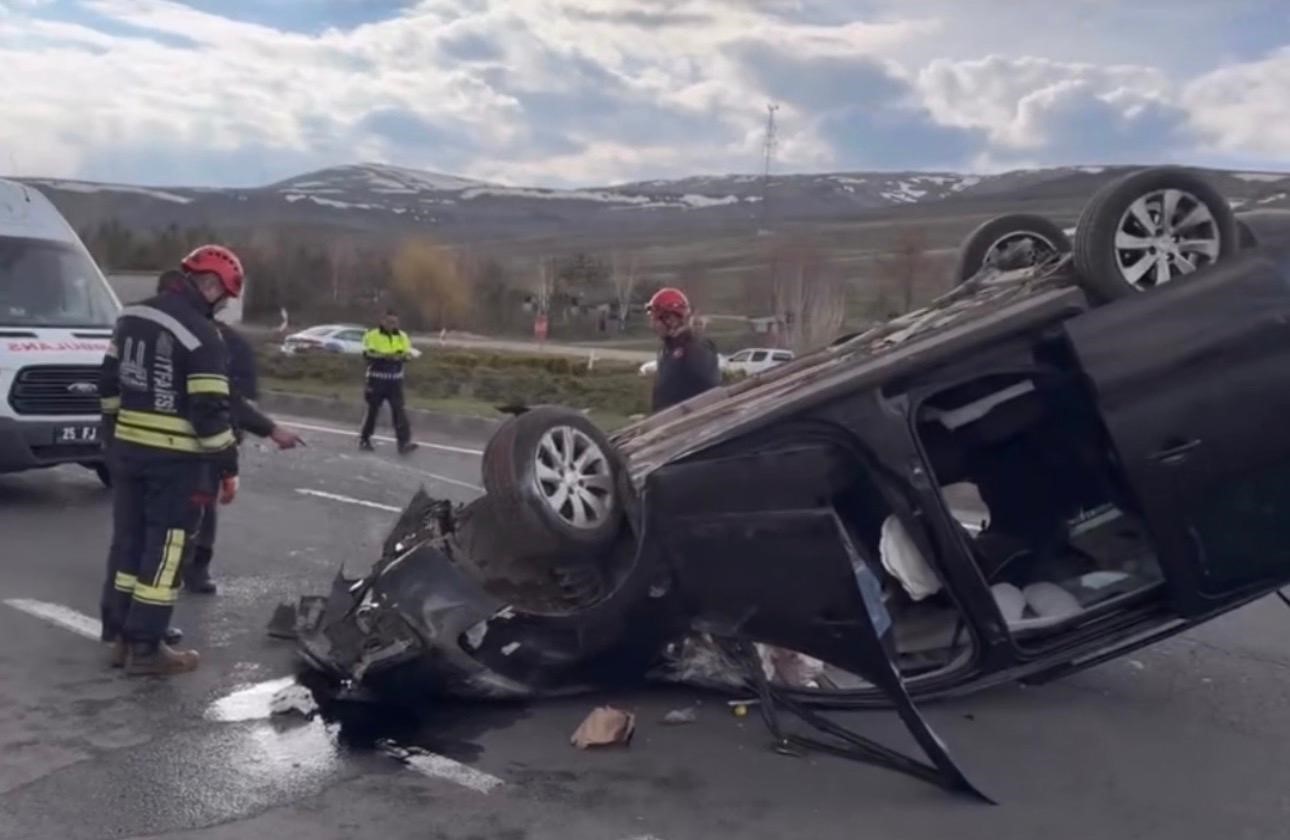 Otomobil Takla Attı; 4 Yaralı