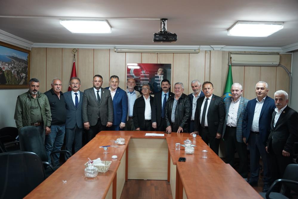Karadeniz’de Çay İşçisi Yevmiyesi 3 Bin TL Oldu