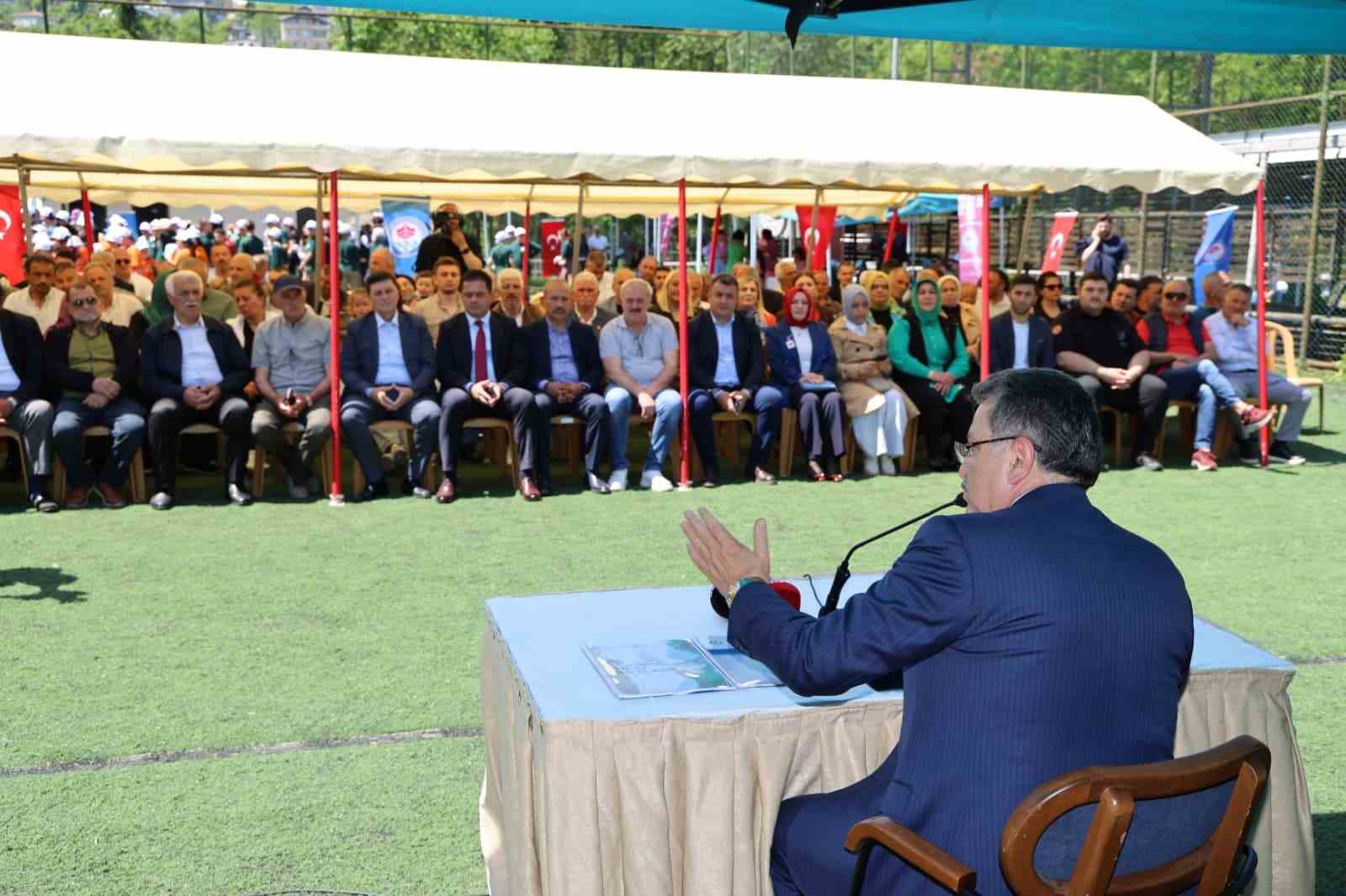 Vatandaş Sordu, Başkan Genç Cevapladı