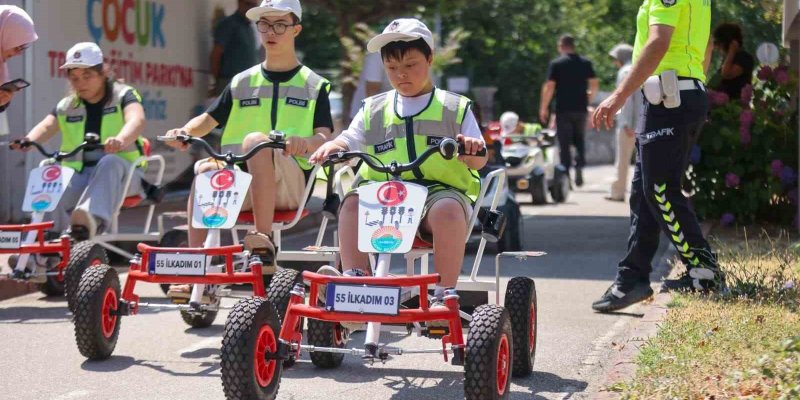 Down Sendromlu Çocuklara Uygulamalı Trafik Eğitimi