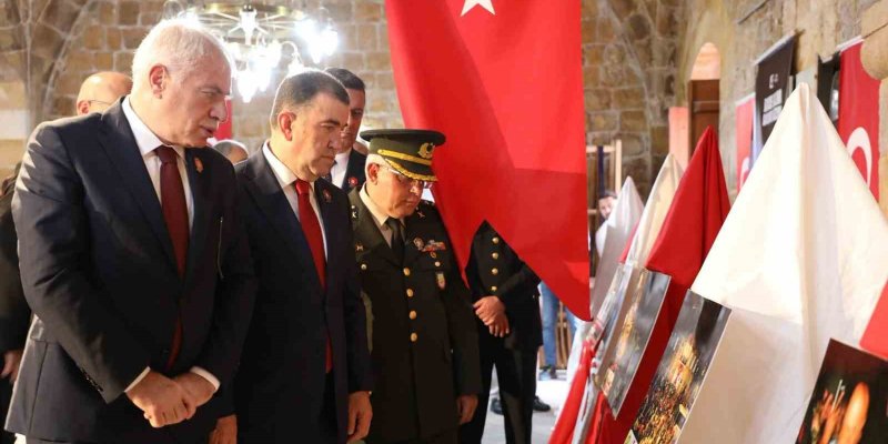Bayburt’ta 15 Temmuz Sergisi: O Gece Fotoğraflarla Yeniden Hatırlandı