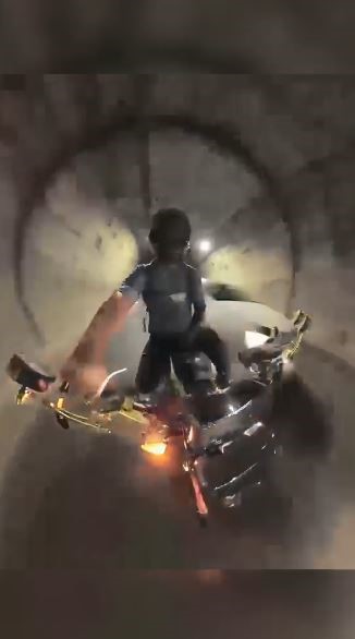 Cankurtaran Tüneli İçinde Tehlikeli Anlar: Şerit İhlali Yapan Otomobilin Motosiklete Teması Kamerada