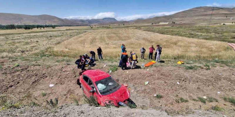 Bayburt’ta Otomobil Takla Attı, 8 Kişi Yaralandı