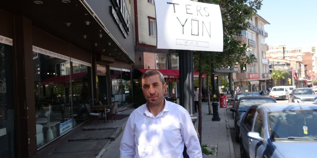 Ters Yöne Giren Araçlar Bıktırdı, Esnaf Kendi Çözümünü Buldu