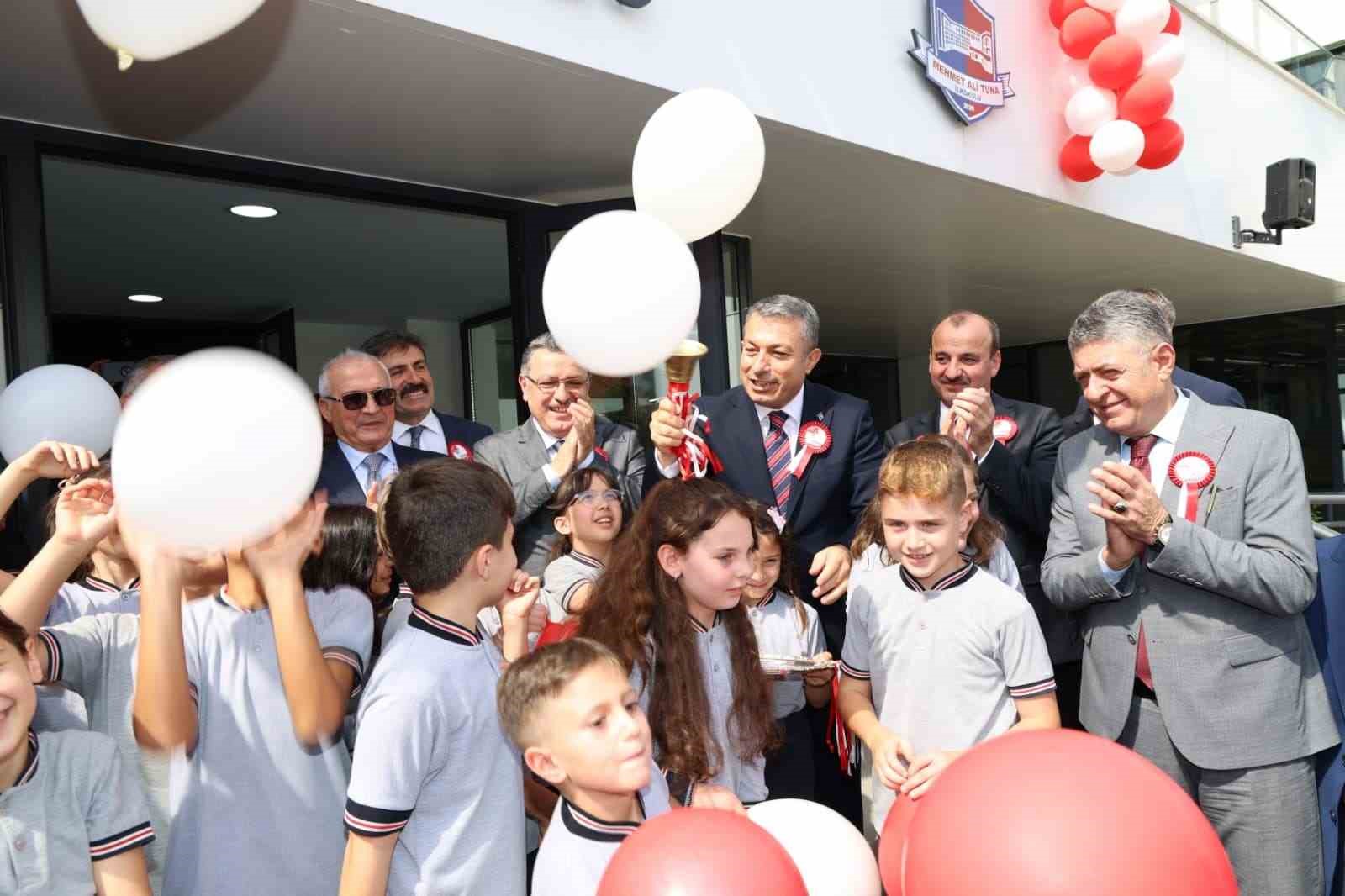 Trabzon’da İlk Ders Zili Çaldı