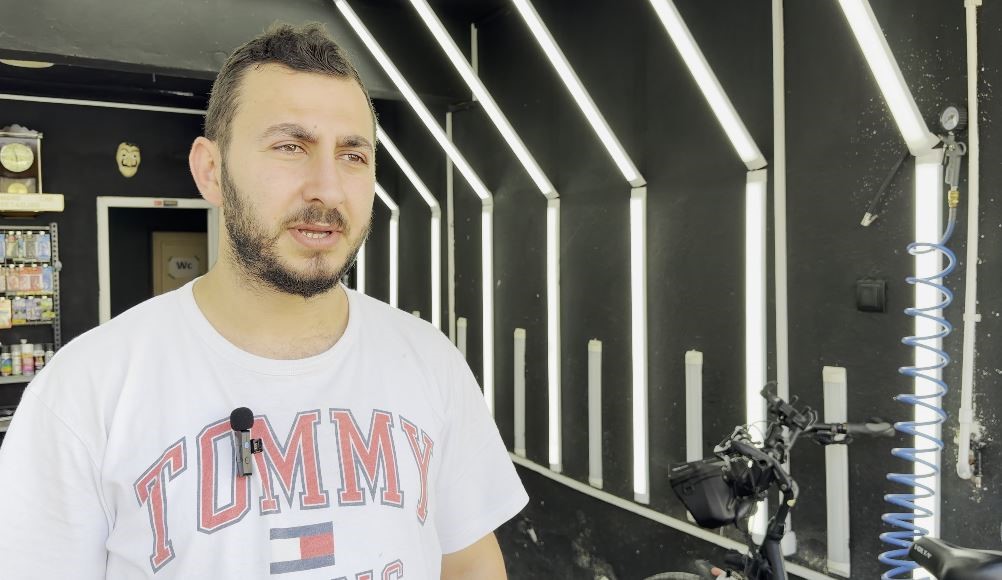 Hopa’da Yemek Yerken Boğazına Lokma Kaçan Çocuğu İşletme Sahibi Kurtardı