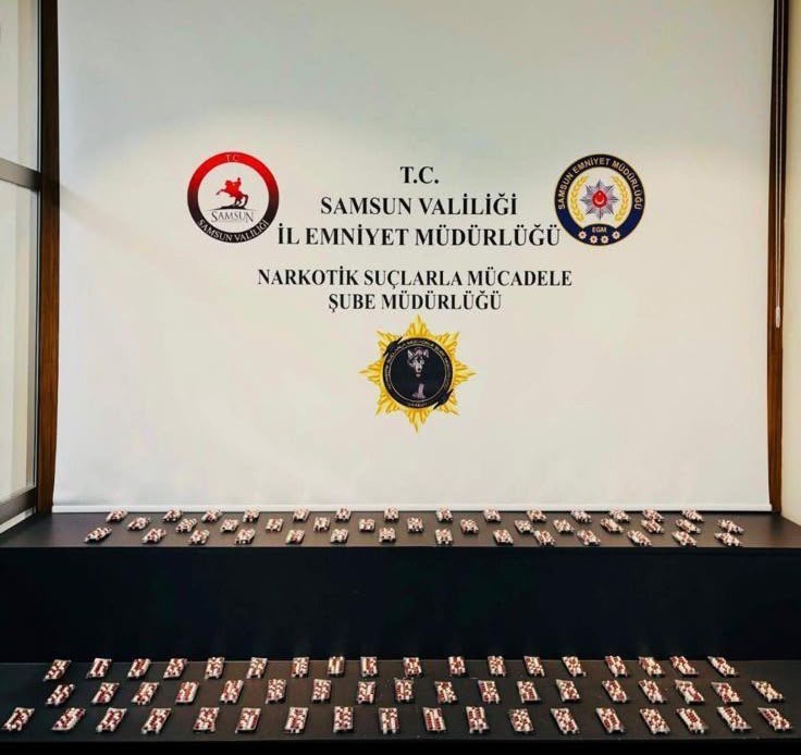 Samsun’da 2 Bin 352 Sentetik Ecza Ele Geçirildi: 3 Gözaltı