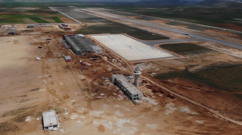 Bayburt-gümüşhane Havalimanı İsim Tartışmasına ‘dede Korkut’ Önerisi