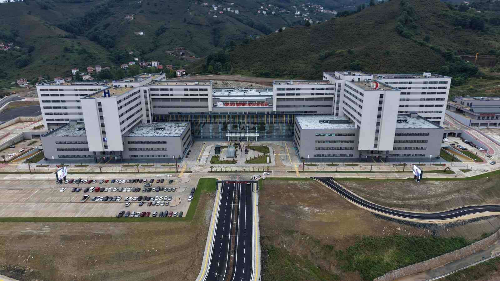 Ordu Şehir Hastanesi’nin Otopark Kapasitesi 4 Bine Çıkarılıyor