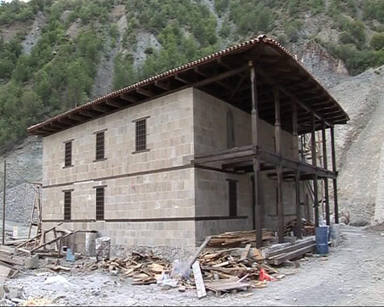 Tarihi Cami Taşındı