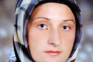 Yangında üç çocuğunu kurtaran anne hayatını kaybetti