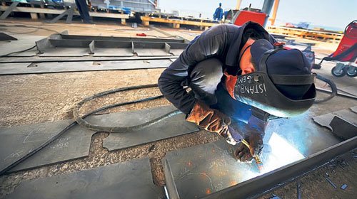 Taşeron işçilere asgari ücret dönemi bitiyor