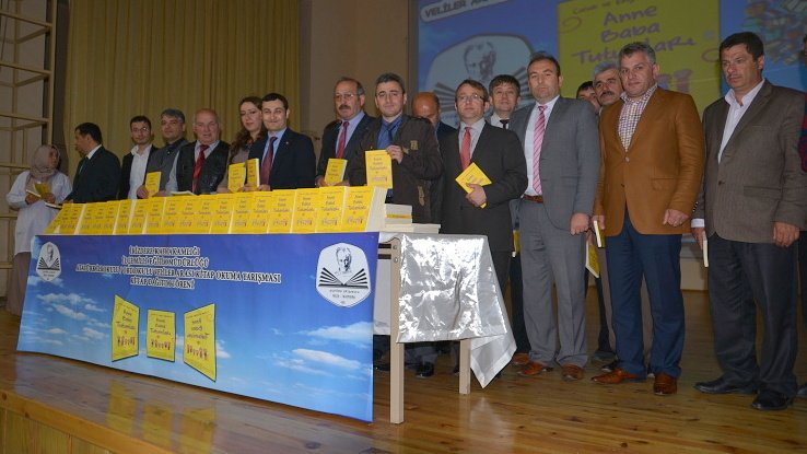 İkizdere’de veliler arası kitap okuma yarışması büyük ilgi gördü