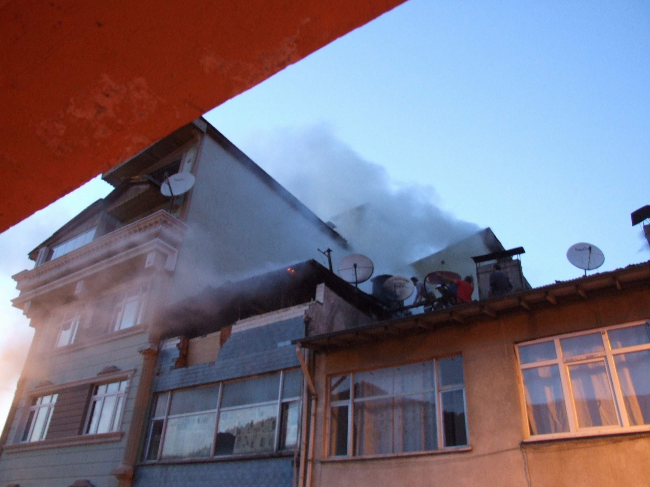 Son 15 günde 5 yangının çıkması kafa karıştırdı