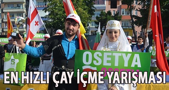 Rize’de en hızlı çay içme yarışması