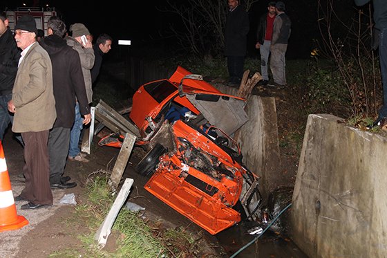 Ünye'de Feci Kaza: 2 Ölü, 1 Yaralı