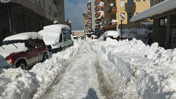 Rize'de Okullar Pazartesi Tatil mi?