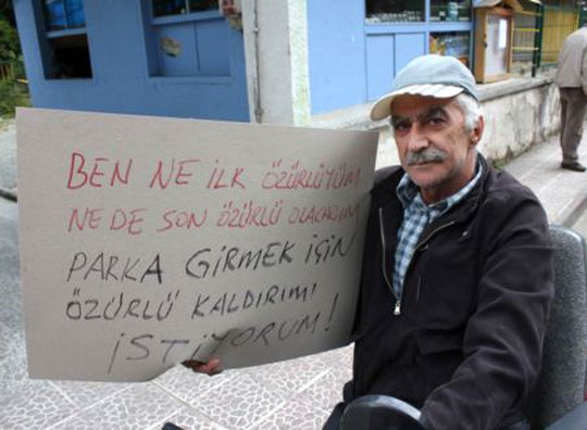 Engelli Muhtar, Kaldırım İstedi