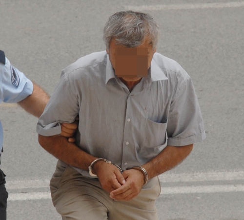 19 Yaşındaki genç kızı taciz etti