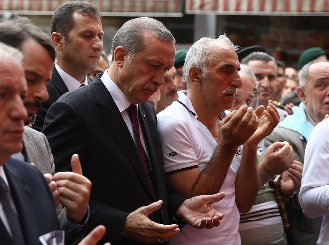 Erdoğan Şehit Ahmet Çamur'un Cenazesine Katıldı