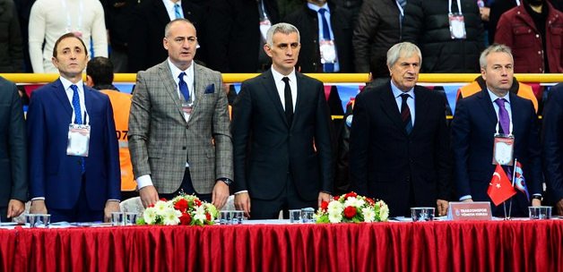 Kongre Girişinde Şaşırtan Uyarı
