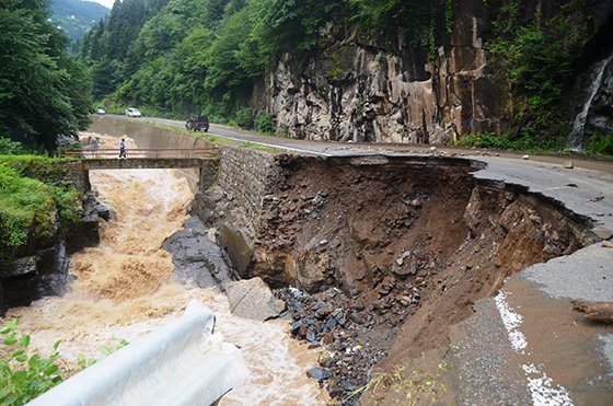 Trabzon'da şiddetli yağış
