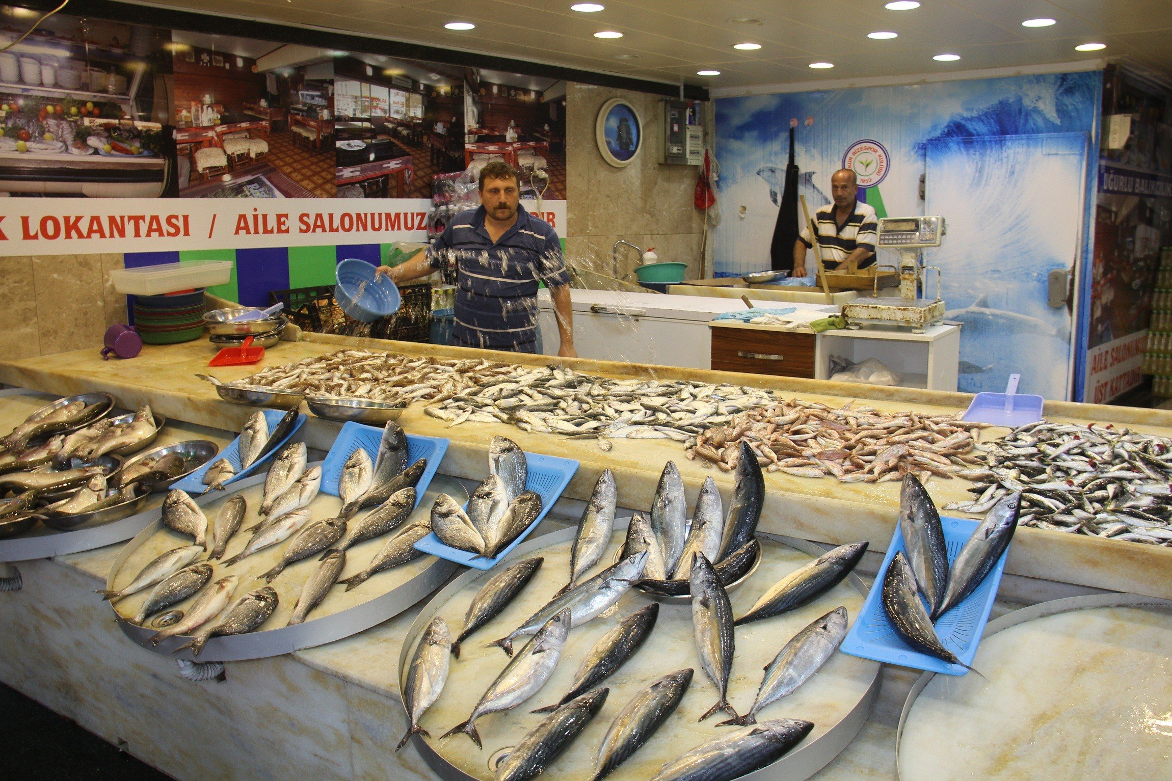 Rize'de balık tezgahları boş kaldı