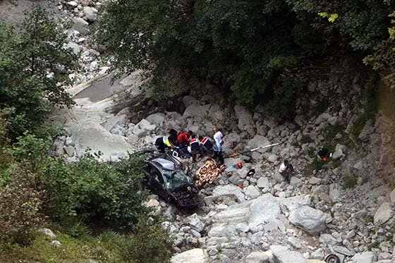 Artvin'de trafik kazası : 1 ölü