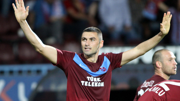 Milli yıldıza Milan kancası!