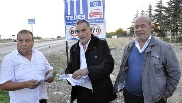 Otobüs şoförü TEDES yüzünden yolcuları indirip eylem yaptı