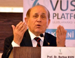 Milletvekili Prof. Dr. Burhan Kuzu'dan Rize'de Konferans
