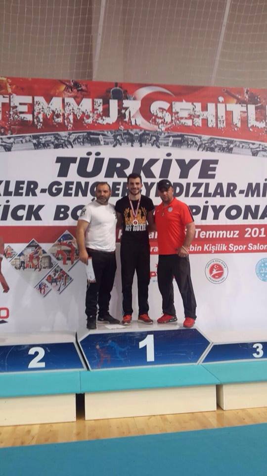 Kick Boks’ta Rize Rüzgarı Esti