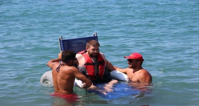Akçakoca sahillerinde engellilere engel yok
