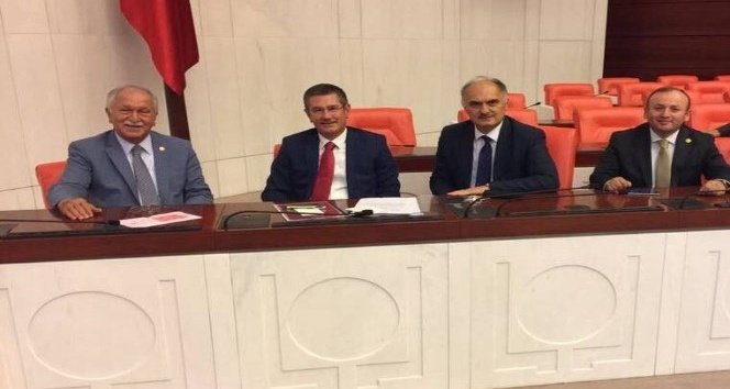 Giresun için yan yana geldiler.