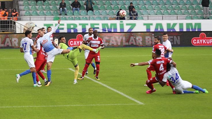 Üzülmezli Rizespor ilk maçında berabere kaldı
