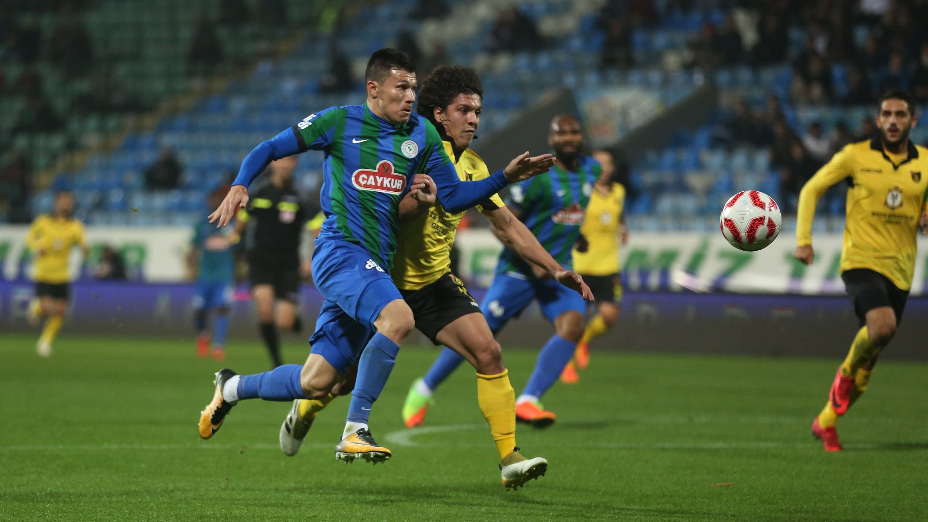 Çaykur Rizespor - İstanbulspor maç sonucu: 3-0 Maç özeti izle