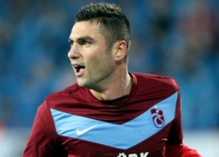Burak'tan büyük mesaj