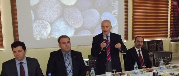 RÜ ye başbakan ismi