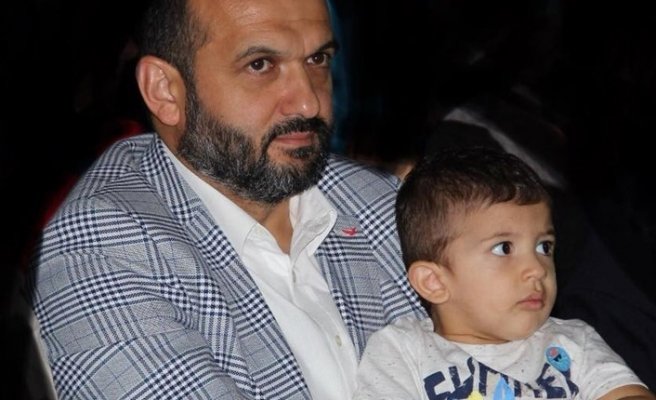Belediye başkanının oğlu balkondan düştü