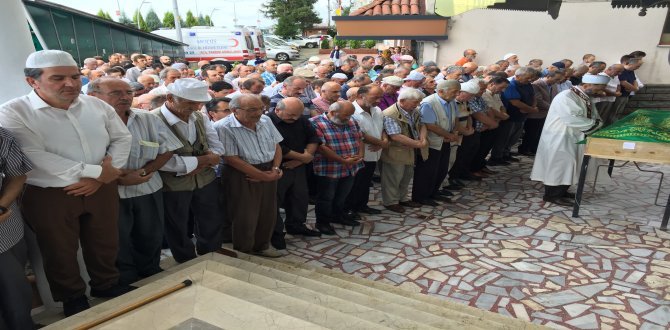 Rize İl Sağlık Müdürü Tepe, Anneannesini Ebediyete Uğurladı