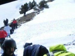 Helikopterin enkazına 2 saat sonra ulaşılmış